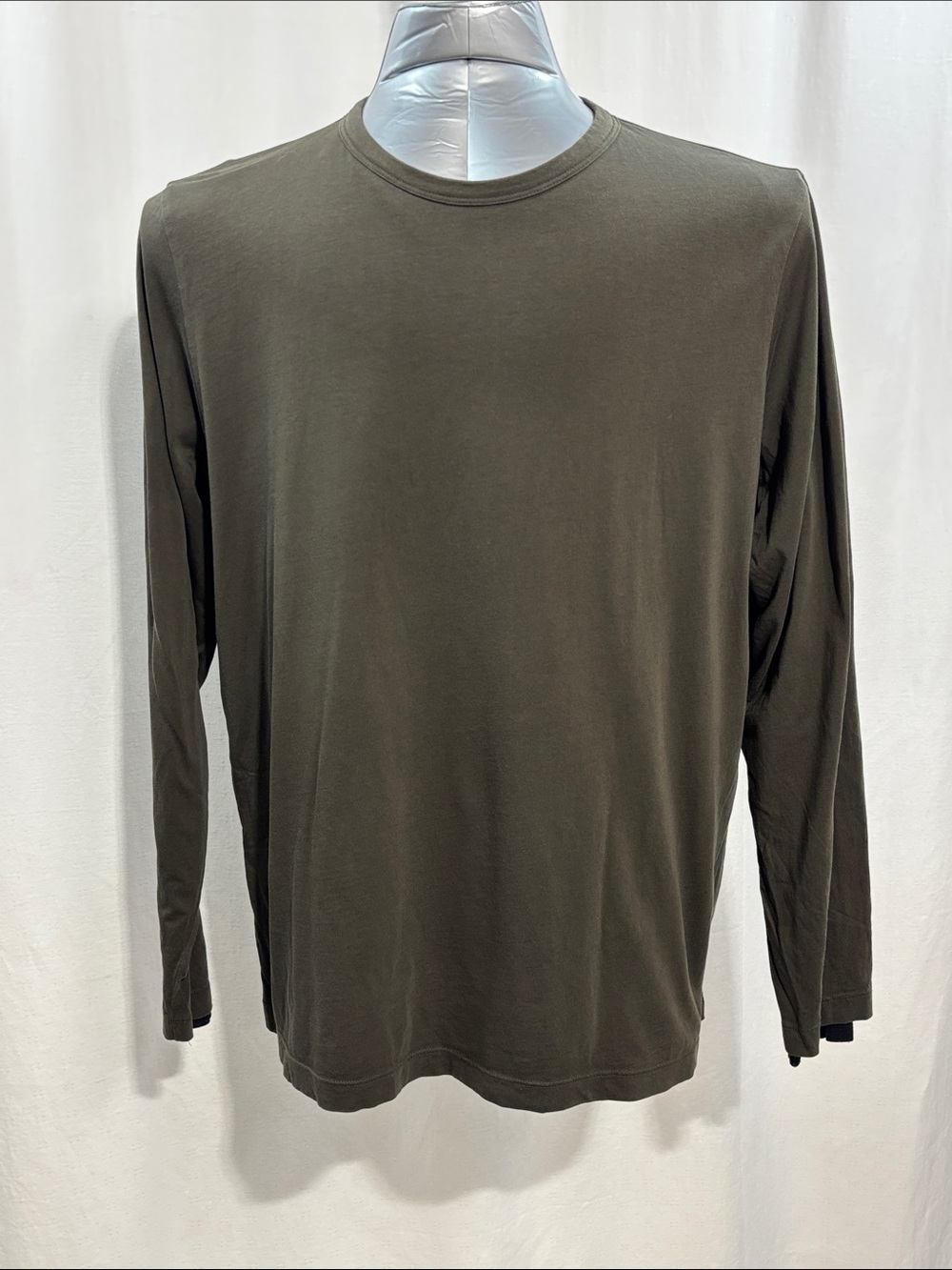 Theory Men's Long Sleeve Crew Tee Olive Green layered cuff 236 every day work